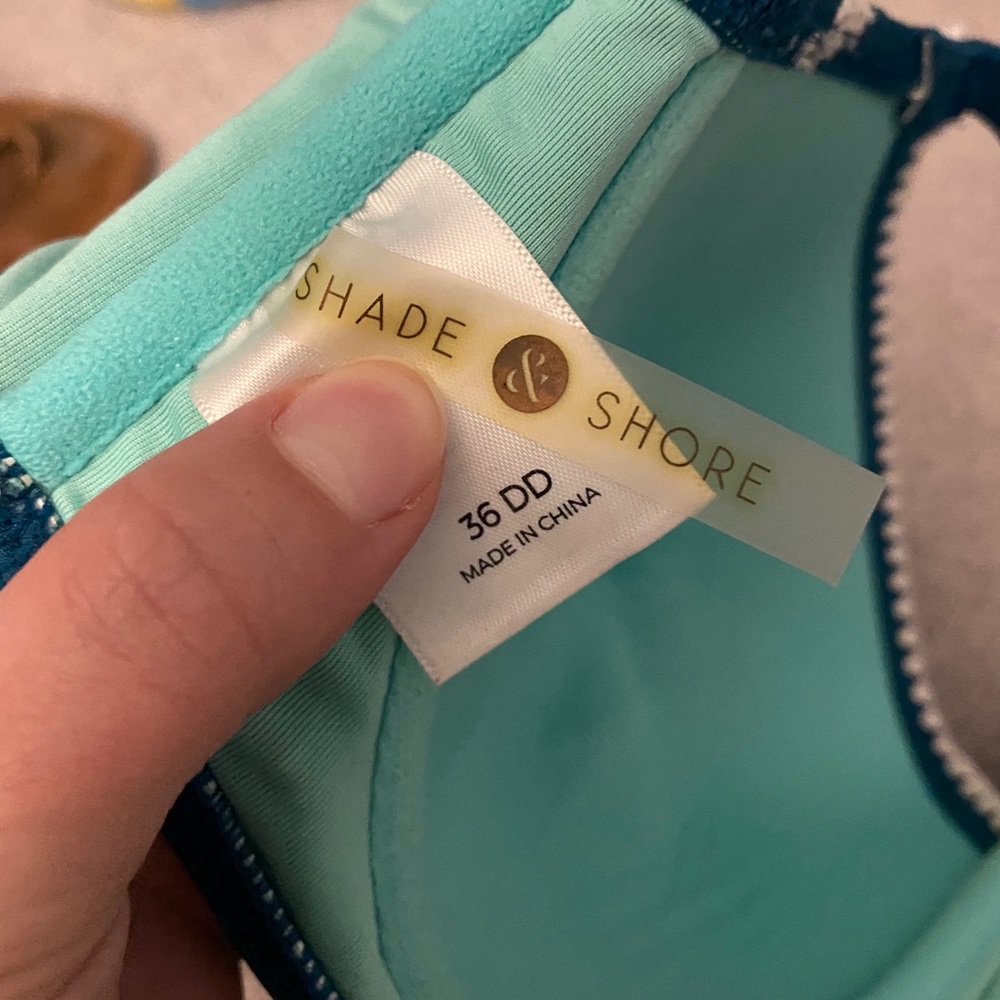 🆓Crochet Trim Bikini Top - Picture 5 of 7